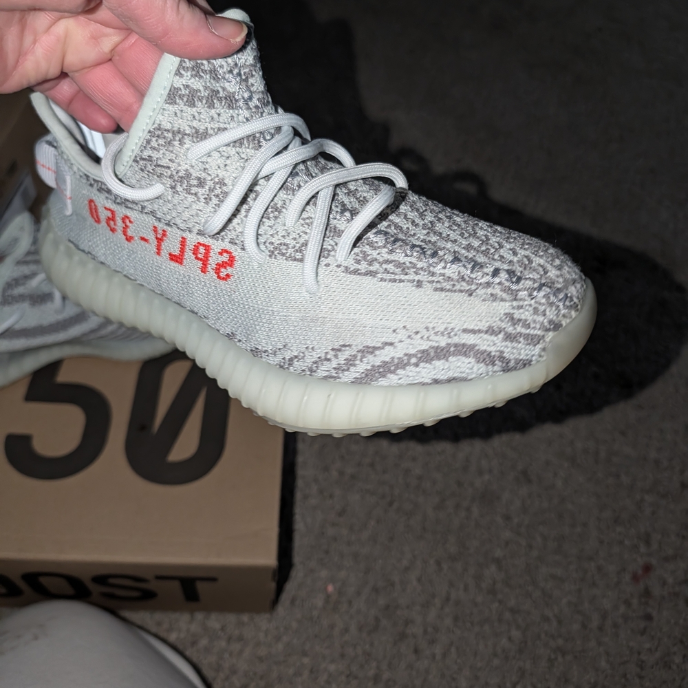 Adidas Yeezy Boost 350 V2 Sneakers